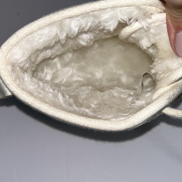 UGG Neumel Natural Canvas Boots - Picture 10 of 15